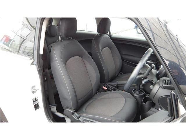 BMW MINI ONE 2019 Image 31