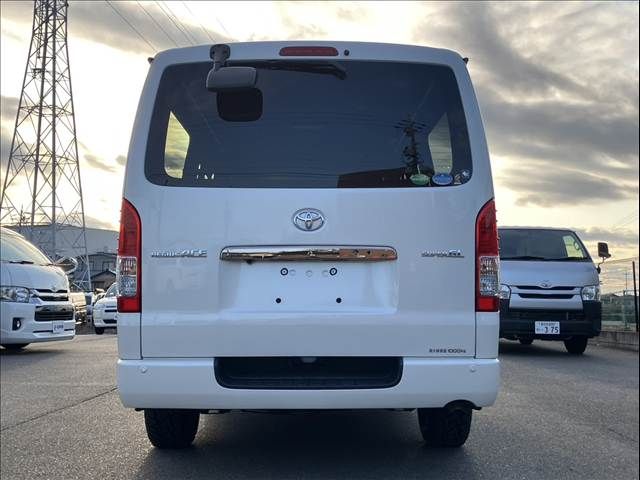 TOYOTA REGIUSACE VAN 4WD 2019 Image 31
