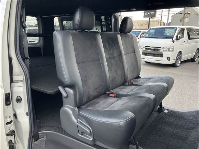 TOYOTA REGIUSACE VAN 4WD 2019 Image 31