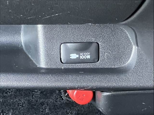 TOYOTA REGIUSACE VAN 4WD 2019 Image 31