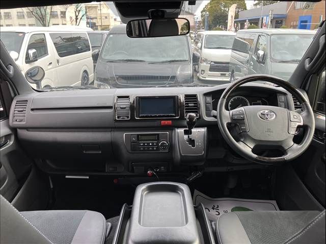 TOYOTA HIACE VAN 4WD 2021 Image 31