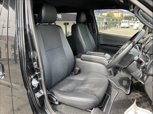 TOYOTA HIACE VAN 4WD 2021 Image 31