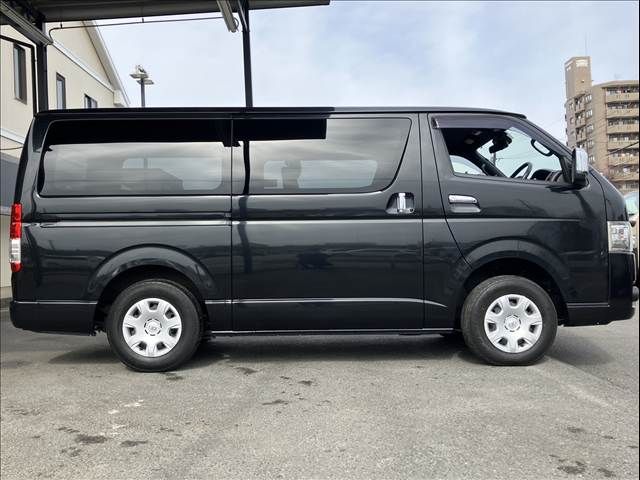 TOYOTA HIACE VAN 4WD 2021 Image 31