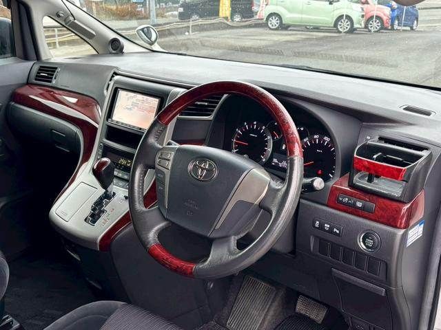 TOYOTA VELLFIRE 2010 Image 31