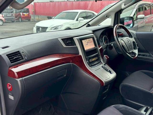 TOYOTA VELLFIRE 2010 Image 31