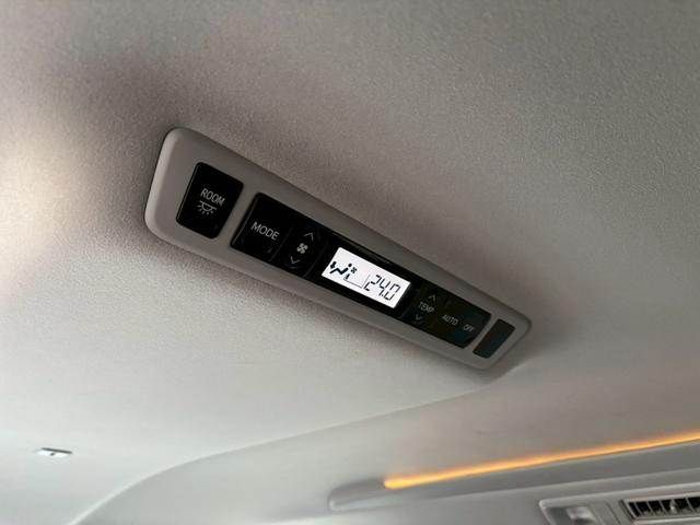 TOYOTA VELLFIRE 2010 Image 31