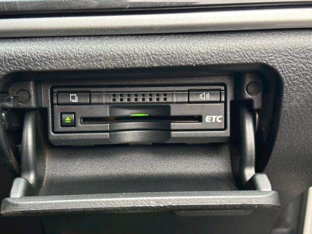 TOYOTA CROWN SEDAN HYBRID 2013 Image 31