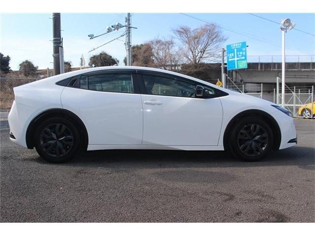 TOYOTA PRIUS 2023 Image 31