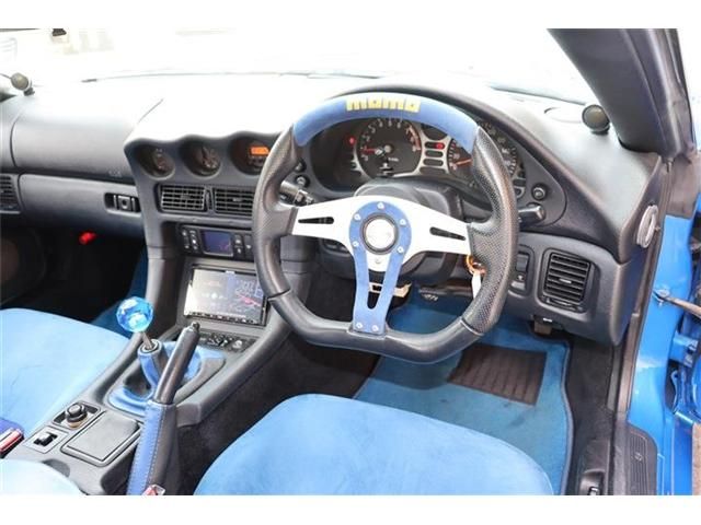 MITSUBISHI GTO 2000 Image 31