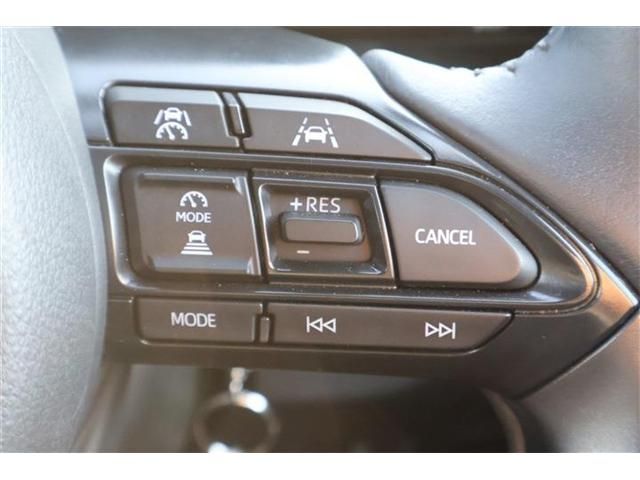 TOYOTA YARIS CROSS HYBRID 2025 Image 31