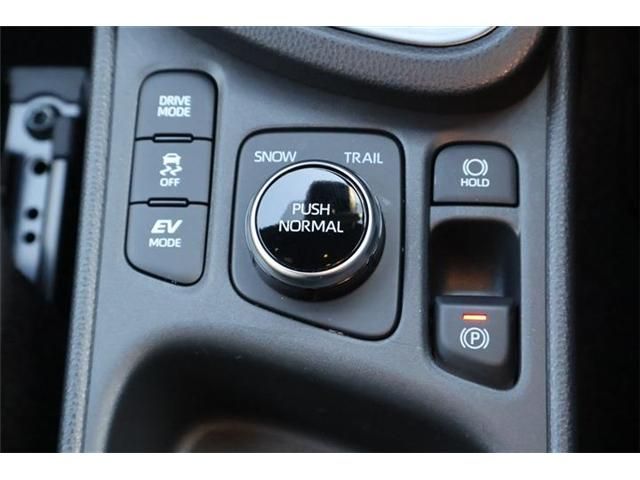 TOYOTA YARIS CROSS HYBRID 2025 Image 31