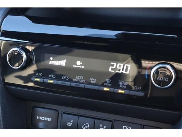 TOYOTA YARIS CROSS HYBRID 2025 Image 31