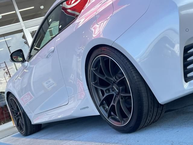 TOYOTA LEXUS RC300H 2015 Image 31