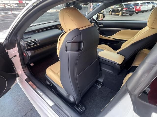 TOYOTA LEXUS RC300H 2015 Image 31