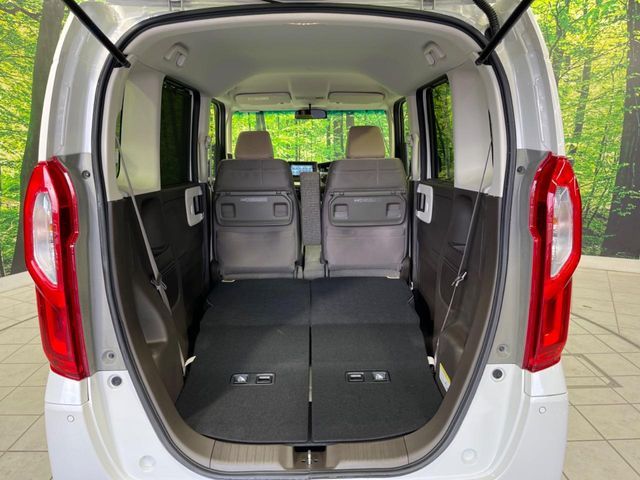 HONDA N BOX 2022 Image 31