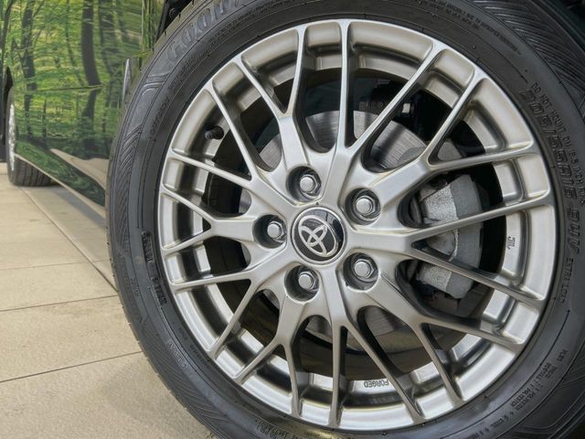 TOYOTA VOXY HYBRID 2019 Image 31