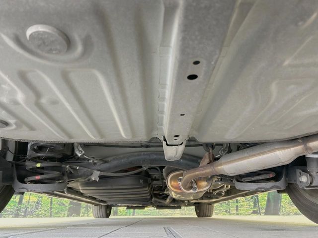 TOYOTA VOXY HYBRID 2019 Image 31