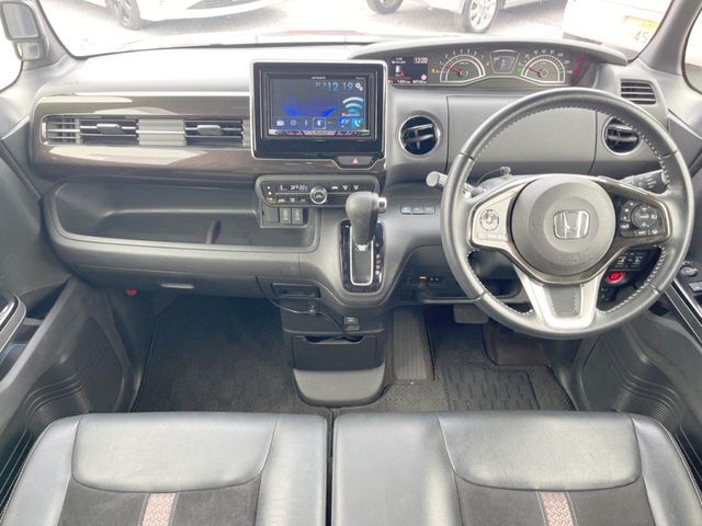 HONDA N BOX CUSTOM 2018 Image 31