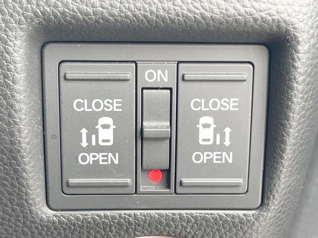 HONDA N BOX CUSTOM 2018 Image 31