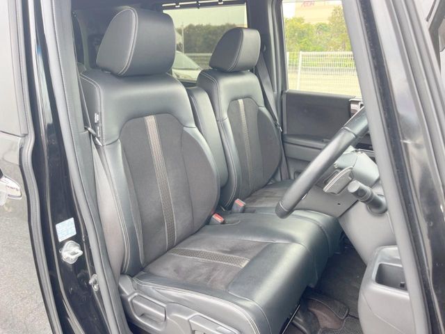 HONDA N BOX CUSTOM 2018 Image 31