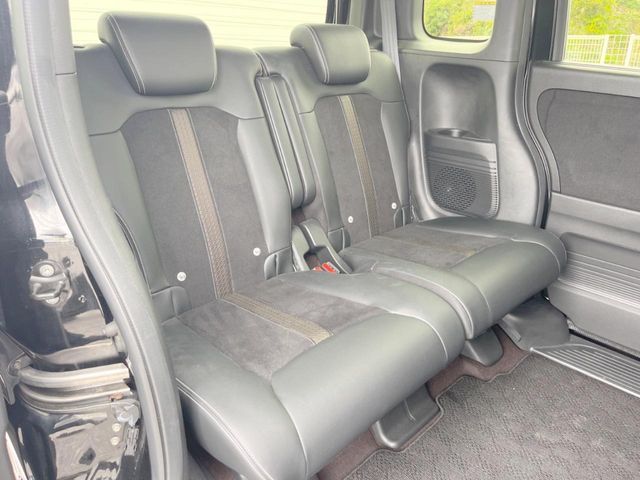 HONDA N BOX CUSTOM 2018 Image 31