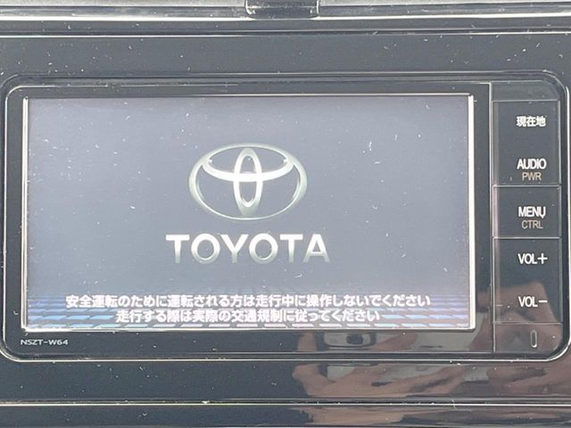 TOYOTA PRIUS 2017 Image 31