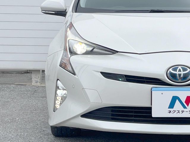 TOYOTA PRIUS 2017 Image 31