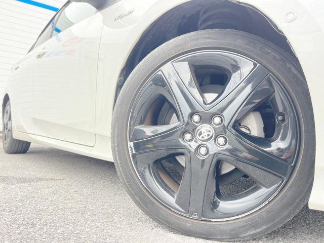 TOYOTA PRIUS 2017 Image 31