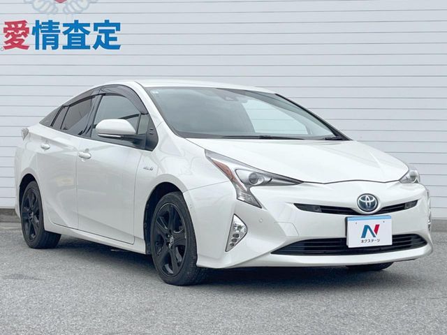 TOYOTA PRIUS 2017 Image 31