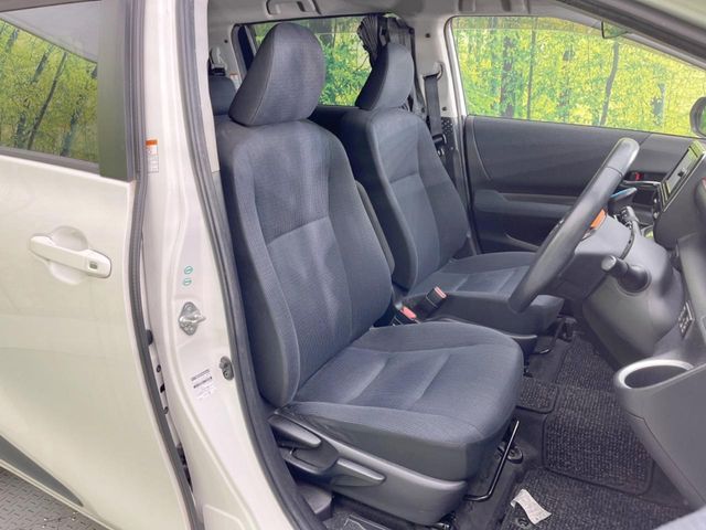 TOYOTA SIENTA HYBRID 2015 Image 31