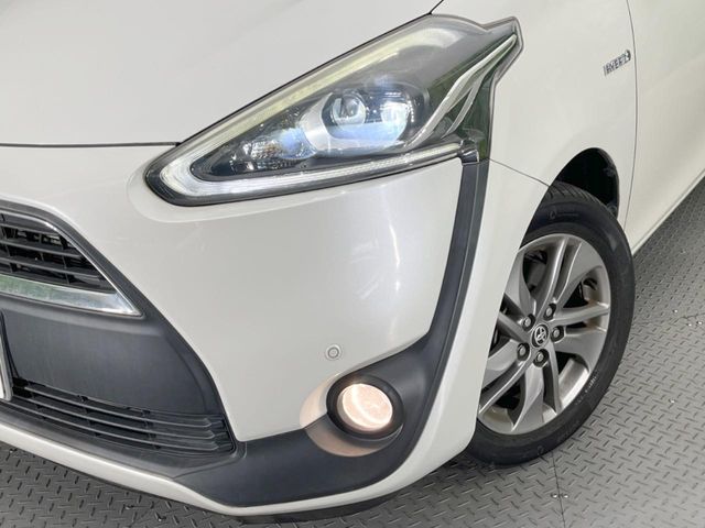 TOYOTA SIENTA HYBRID 2015 Image 31