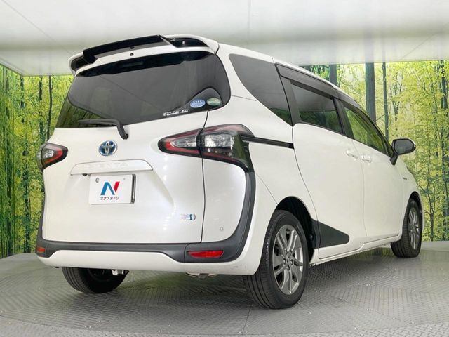TOYOTA SIENTA HYBRID 2015 Image 31