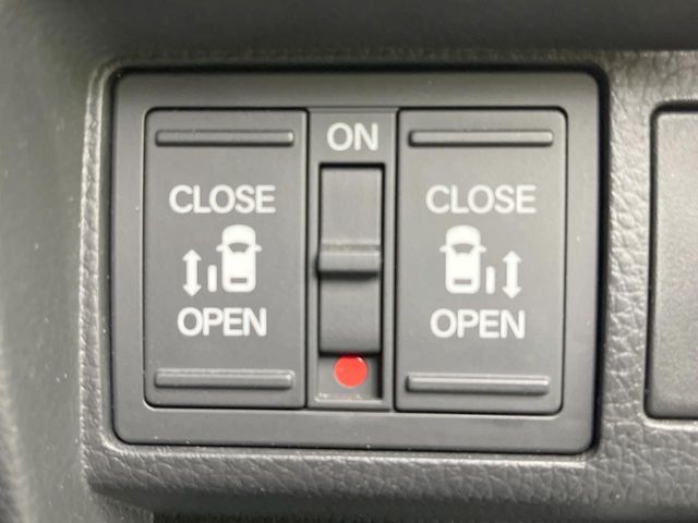 HONDA STEPWAGON E:HEV SPAD 2023 Image 31