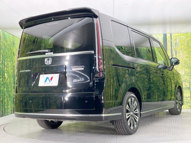 HONDA STEPWAGON E:HEV SPAD 2023 Image 31