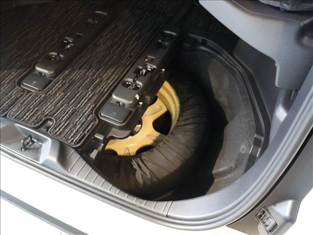 TOYOTA ALPHARD HYBRID 2024 Image 31