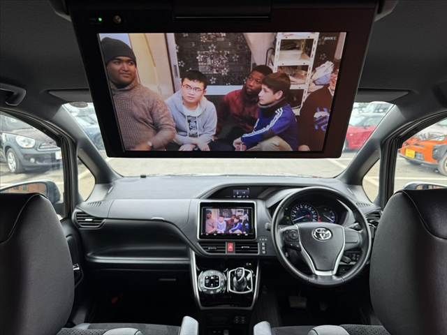 TOYOTA VOXY 2021 Image 31