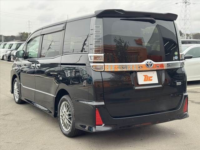 TOYOTA VOXY 2021 Image 31