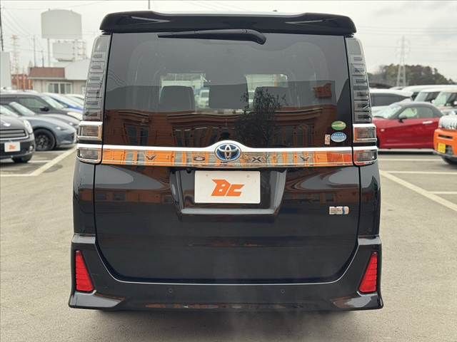 TOYOTA VOXY 2021 Image 31