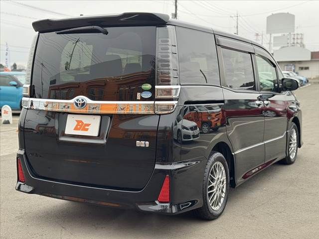 TOYOTA VOXY 2021 Image 31