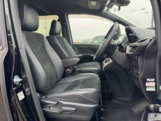 TOYOTA VOXY 2021 Image 31