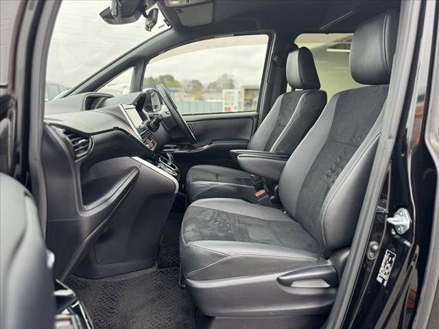 TOYOTA VOXY 2021 Image 31