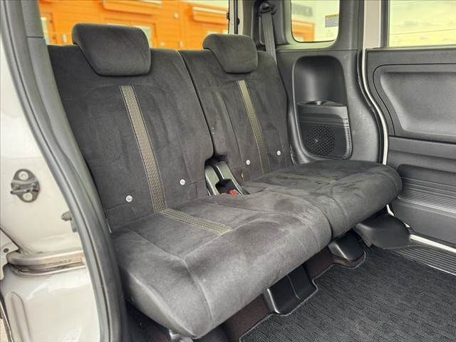 HONDA N BOX CUSTOM 2018 Image 31