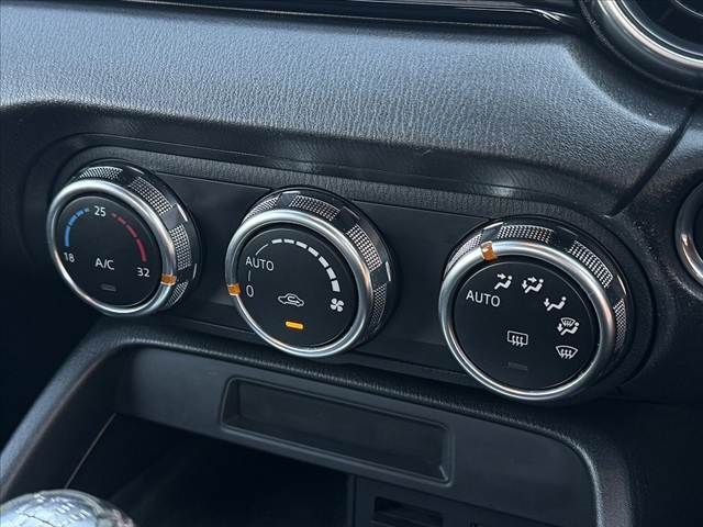 MAZDA ROADSTER 2015 Image 31