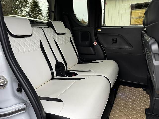 DAIHATSU TANTO CUSTOM 2023 Image 31