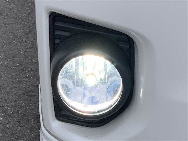 TOYOTA REGIUSACE VAN 4WD 2019 Image 31