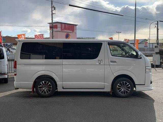 TOYOTA REGIUSACE VAN 4WD 2019 Image 31