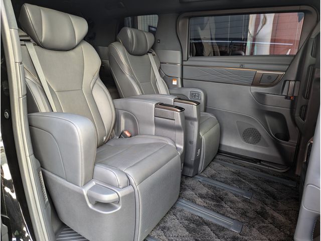 TOYOTA ALPHARD HYBRID 4WD 2023 Image 31