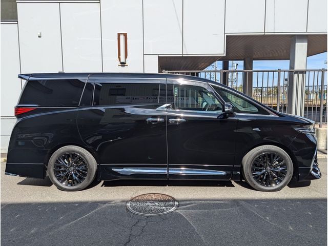 TOYOTA ALPHARD HYBRID 4WD 2023 Image 31