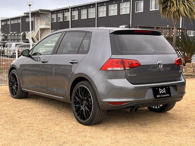 VOLKSWAGEN GOLF 0 Image 31