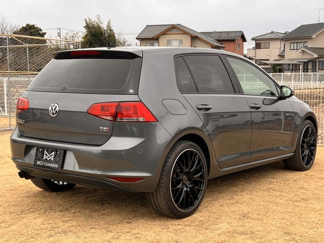 VOLKSWAGEN GOLF 0 Image 31